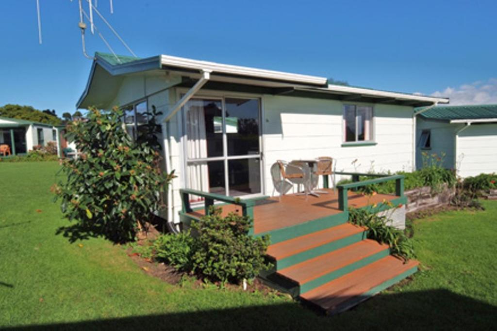 Omokoroa Kiwi Holiday Park Tauranga Room photo